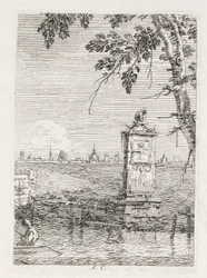Udsigt: Det lille monument under et træ