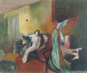 Interiør med kvinde ved klaver