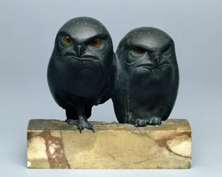 To ugler, 1903-04 (bronze og onyx)