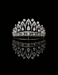 Tiara, af Faberge, ca. 1890 (diamanter og guld)