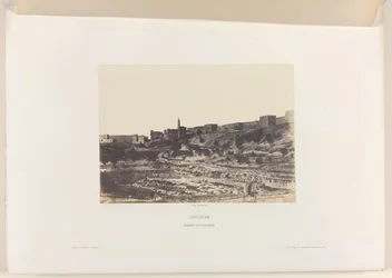 Birket-es-Soultan-bassinet uden for Jerusalems gamle bymur Jerusalem. Birket-es-Soultan (titel på objekt)