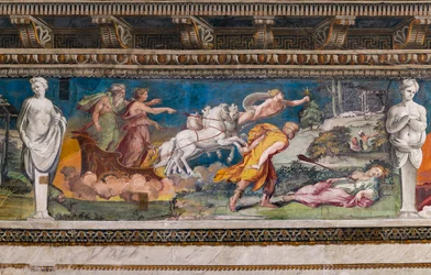 Procris spiddet af det aldrig fejlende spyd, Cephalus løber mod hende og Aurora og Titone på en vogn trukket af fire heste