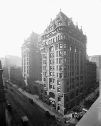 Kvinders tempelbygning ved 102 til 116 South LaSalle Street, Chicago, Illinois, USA, ca. 1905 (s/h-foto)
