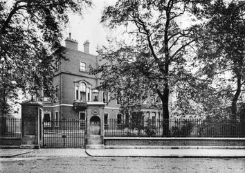 Portman House, Portman Square, 1908.