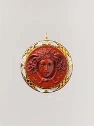 Head of Medusa (rød jaspis monteret i guld med hvid emalje)