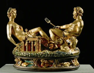Saliera, saltkar (Guld, niello-arbejde og ibenholtbase)
