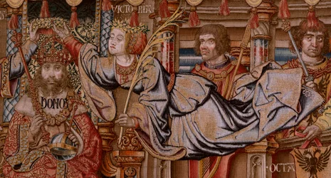 flamsk gobelin. Serien The Honours. Ære (El Ære). Andet gobelin i serien. Modeltegnere fra Bernard van Orleys og Jan Gossaerts kreds (Mabuse). Fremstilling Pieter van Aelst, Bruxelles. Ca 1550. Stof Guld, sølv, silke og uld.
