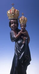 Statuette af Jomfru Maria af Svatá Hora, ca. 1348 (polykromt pæretræ)