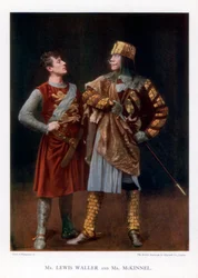 Lewis Waller og Mr McKinnel, engelske skuespillere, 1901.