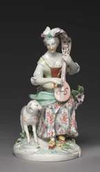 Siddende musiker, Derby Porcelain Factory, ca. 1765 (blødt pasta-porcelæn)