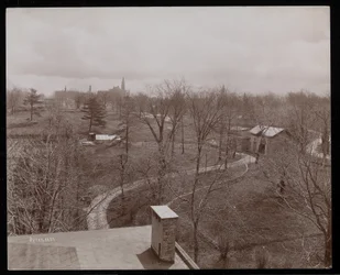 En del af Erlich ejendom på Hudson, New York, 1896-98 (sølv gelatine print)