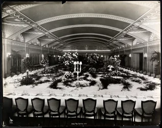 Borddækket til banket på Ritz-Carlton Hotel, 1913 (sølv gelatinetryk)