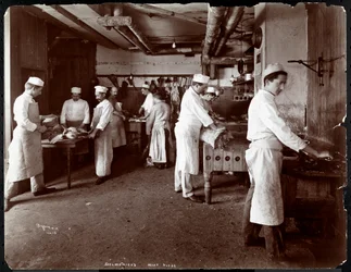 Kødhuset på Hotel Delmonico, 1902 (sølv gelatinetryk)