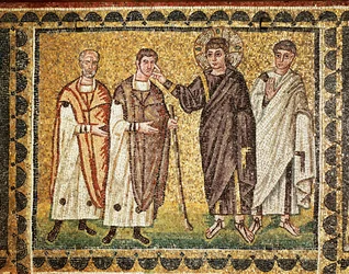 Jesus helbreder to blinde mænd, en apostel bag ham, 6. århundrede (mosaik)