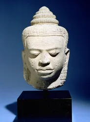 Buddhas hoved, Khmer, Cambodjansk, ca. 12.-13. århundrede (sandsten)