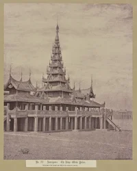 Nr. 77. Amerapoora. Kongens vandpalads