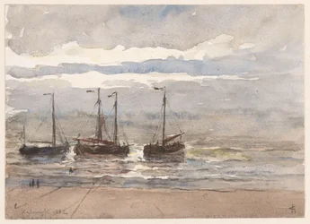 Fiskerskibe på stranden i Katwijk ved stigende tidevand