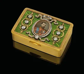 En kejserlig præsentation snusdåse med en akvarel på elfenben miniature af kejser Nicholas II, ca. 1890 (guld og guillochemalje, akvarel på elfenben)