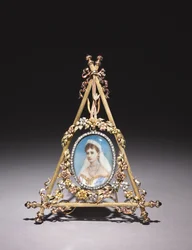 Trekantet ramme med portræt af Czarina Alexandra Feodorovna, 1896-1908