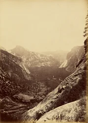 [Kuplerne fra foden af Upper Yosemite].