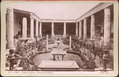Familien Vettiis hus i Pompeji, ca. 1880 (fotografi)