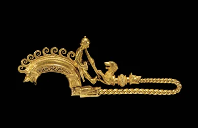 Meget vigtig La Tene kriger fibula (guld) (se også 1065823-7)