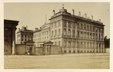 Anichkov-paladset i Sankt Petersborg, af Bergamasco, Charles (Karl) (1830-1896). Albumin foto