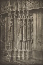 Chartres katedral. Højre dør til den kongelige portal, vestsiden, XII århundrede