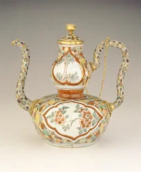Ewer, Late Ming-dynastiet, Tianqi-perioden, 1621-27 (porcelæn og cloisonne-emalje)