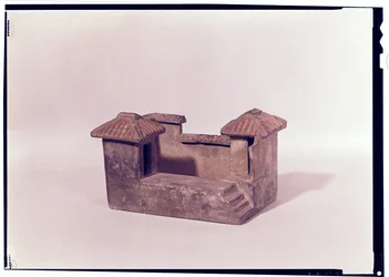 Begravelsesmodel af et hus, Han-dynastiet (terracotta)