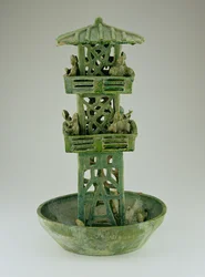 Model af et vagttårn, Han-dynastiet (206 f.Kr.-220 e.Kr.) (glaseret keramik)
