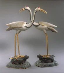 Et par kranerøgelsesbrændere, fra Qianlong-perioden (1736-95) (cloisonne-emalje)