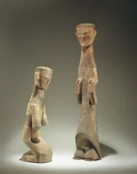 To statuetter, sent Zhou-dynastiet (1046-256 f.Kr.) 4. - 3. århundrede f.Kr. (træ) (se 394840 for detaljer)