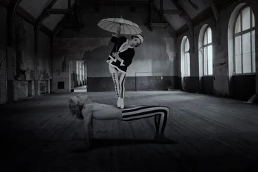 Surrealistiske rumakrobater