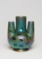 Vase, ca. 1900 (glaseret lertøj)
