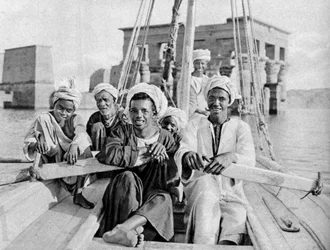 Berberin-bådsmænd, oversvømmet ø Philae, Egypten, c1922