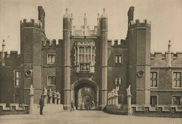 Wolseys vestlige facade af Hampton Court Palace og Disinterred Bridge, c1935.