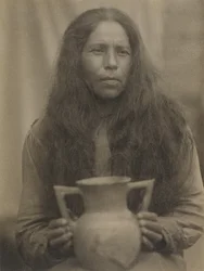 Cherokee-kvinde, ca. 1929 (s/h-foto)