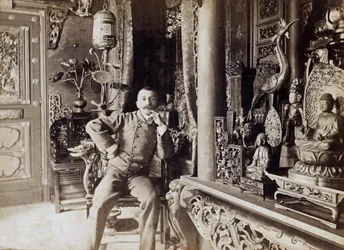 Pierre Loti (1850-1923) fransk forfatter, her hjemme i Rochefort, foto af Paul Cardon aka Dornac, ca. 1892
