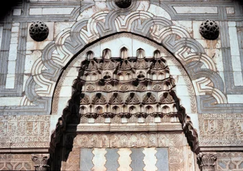 Detalje af indgangsportalen til den islamiske skole (ca. 1251)
