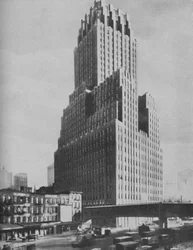 Marvels of Ancient Babylon outclassed in Modern New York, c1935