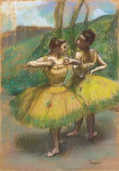 Dansere med gule skørter (to dansere i gult), ca. 1896 (pastel & kul på sammenføjet papir)