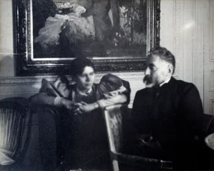 Portræt af forfatteren Stephane Mallarme (1842-1898) og Paule Gobillard, niece af Berthe Morisot”” Fotografi af Edgar Degas (1834-1917) 1896 Søn. 0,29x0,37 m Paris, musee d