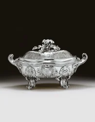 Louis XV terrin, dæksel og liner
