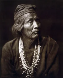 Nesjaja Hatli, indisk, Navaho, ca. 1904, foto af Edward S. Curtis