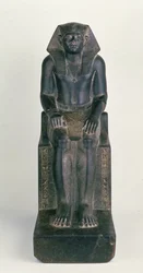 Siddende statue af Sesostris III, fra Hierakonpolis, Middle Kingdom (sort granit)