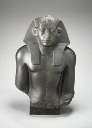 Mandshoved og torso af en siddende statue af kong Sesostris III? af Egypten