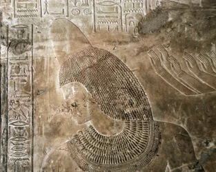 Ægyptisk antikvitet: relief fra graven af Kha em Het (Khaemhat) inspektør på loftet og skriver ved hoffet til Amenophis III (TT57), der viser en karakter iført en kegle. 18. dynasti. 1530-1290 f.Kr. Vallee des Nobles. Luxor, Vestbredden, Egypten