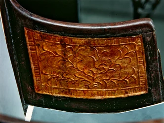 Panel fra en barnestol, fra Tutankhamons grav, New Kingdom (forgyldt træ) (detalje af 341824)