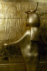 Statue af Selkhet, detalje fra gulddækket kapel af Tutankhamon, fra Tutankhamons grav, egyptisk civilisation, New Kingdom, Dynasti XVIII